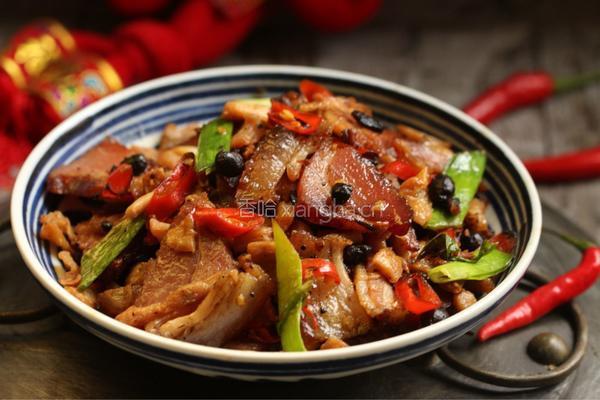 萝卜干炒腊肉的做法图解11