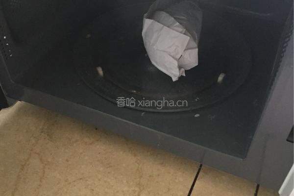 微波炉烤地瓜的做法图解3