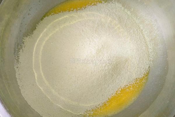 抹茶蛋糕卷的做法图解5