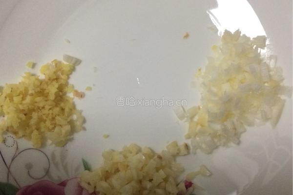 扇贝肉饺子的做法图解1