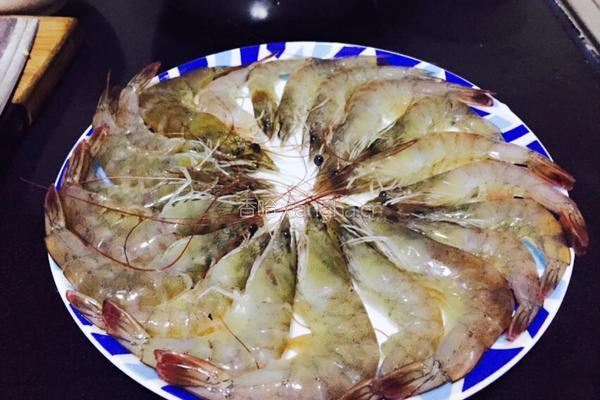 蒸虾的做法图解1