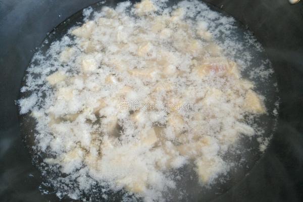 咖喱鸡肉小熊饭的做法图解2