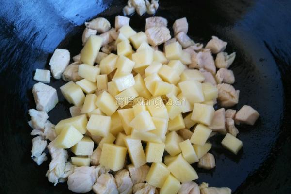 咖喱鸡肉小熊饭的做法图解9