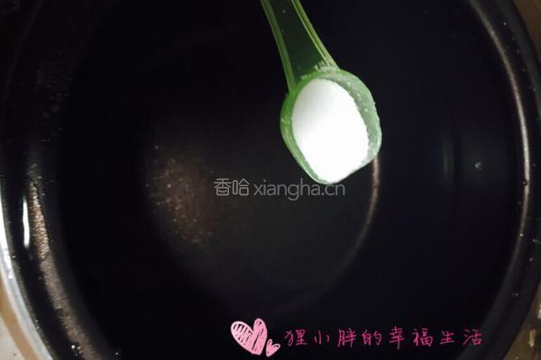 水煮大闸蟹的做法图解2