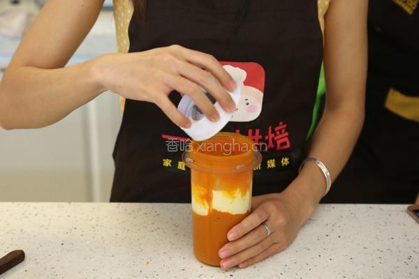 万圣节必选——南瓜椰香派的做法图解7