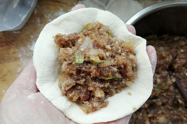 卞萝卜大馅蒸饺的做法图解12