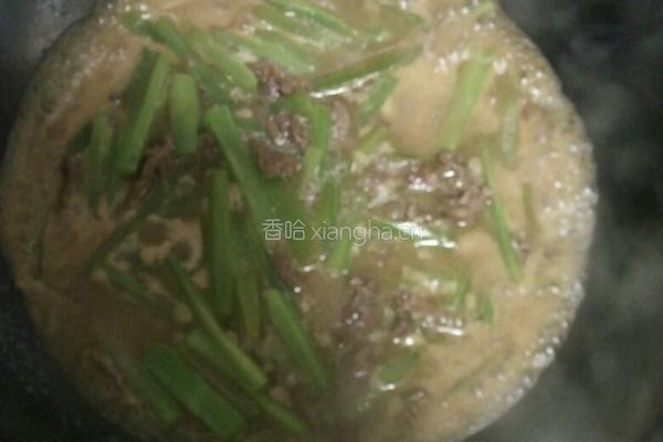 大蒜牛肉丝焖翡翠莴苣的做法图解17