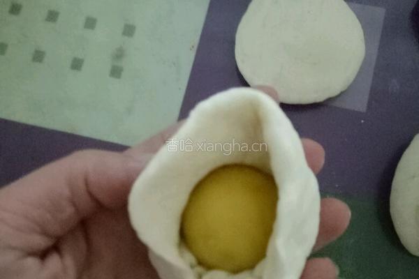 小猪奶黄包的做法图解4