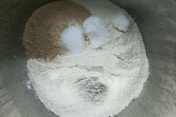 粗粮麦麸主食面包的做法图解4