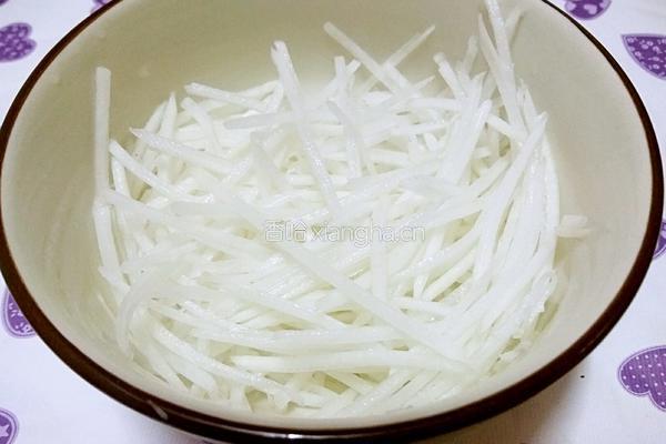 白萝卜丝肉丸汤的做法图解5