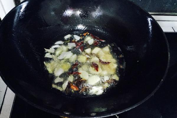 酸菜羊肉的做法图解2