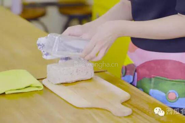 自制午餐肉的做法图解6