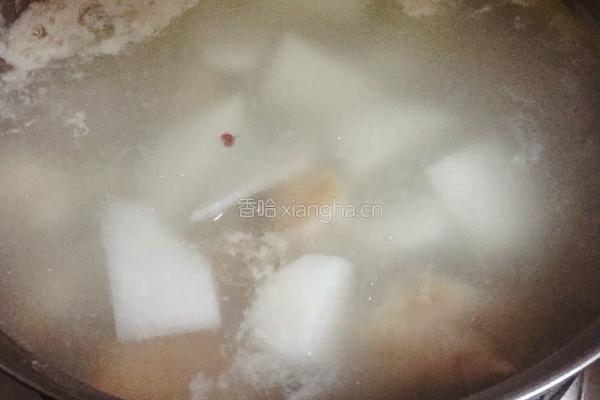 白萝卜猪蹄汤的做法图解5