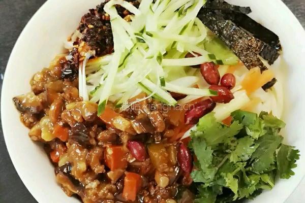 香菇肉酱杂酱面的做法图解5