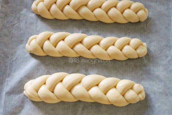 辫子面包的做法图解12