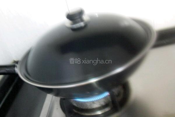 南瓜汤煮藕段的做法图解4