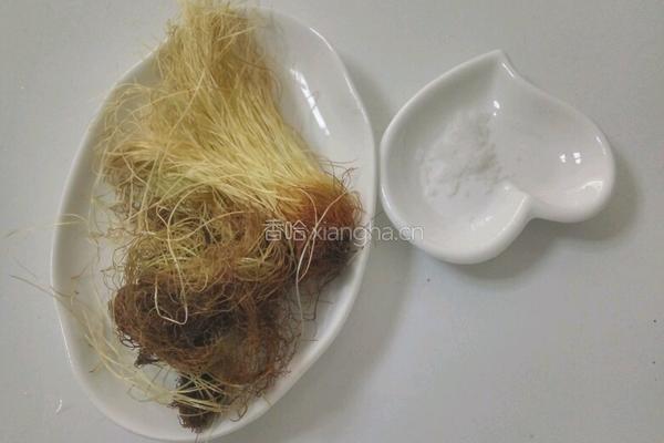玉米须盐水茶的做法图解1