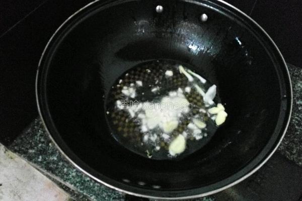 茶树菇闷鸡肉的做法图解6
