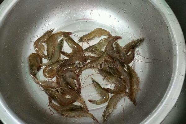 豌豆杏鲍菇炒虾仁的做法图解1