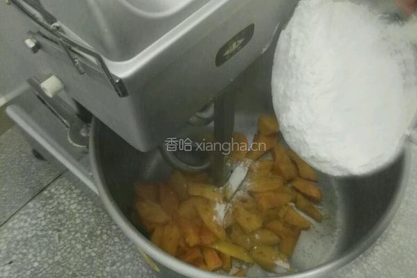 大锅菜～黄金地瓜饼的做法图解3