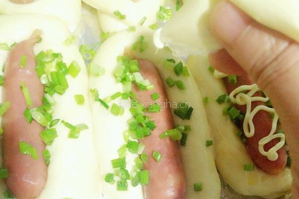葱香烤肠面包的做法图解18