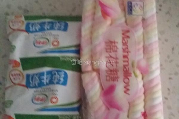 牛奶布丁的做法图解1