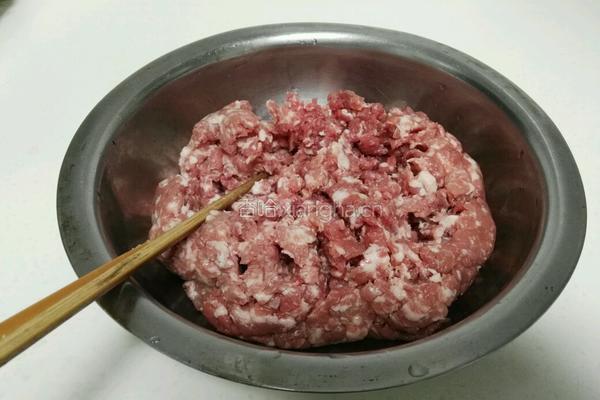 肉三鲜饺子的做法图解1