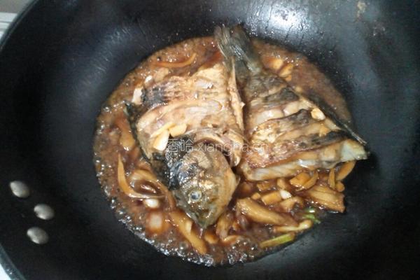 鱼头豆腐汤的做法图解8