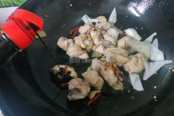 土豆炖鸡肉的做法图解6
