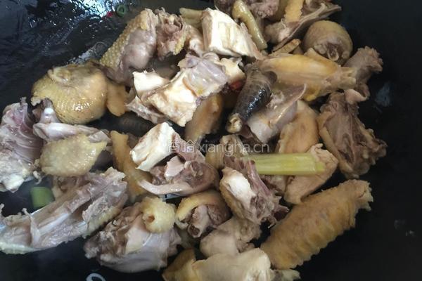 小鸡炖蘑菇粉条的做法图解7