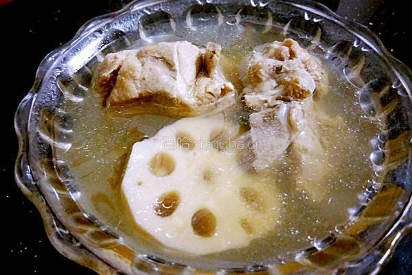 排骨茨实薏米莲藕祛湿汤的做法图解8