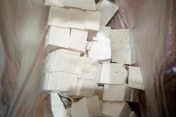 海带丝炖豆腐的做法图解4