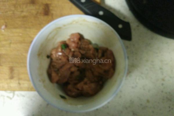 泡椒苕粉肉丝的做法图解2