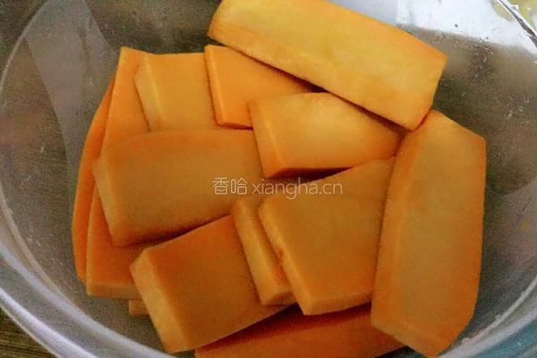 红烧南瓜的做法图解1