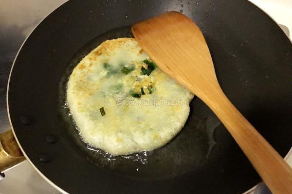 韭菜鸡蛋馅饼的做法图解9