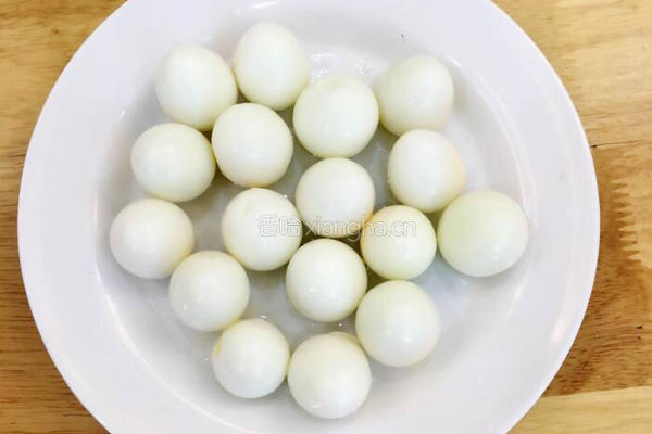 小兔踏青的做法图解3