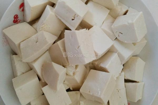 孜然肉沬豆腐的做法图解1