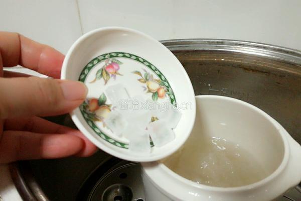 冰糖炖燕窝的做法图解6
