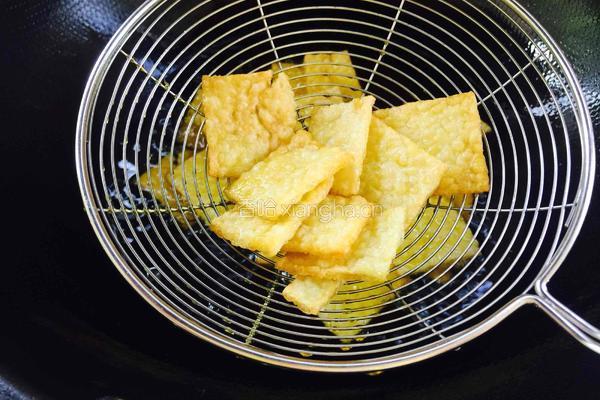 自制大米麻辣锅巴的做法图解14