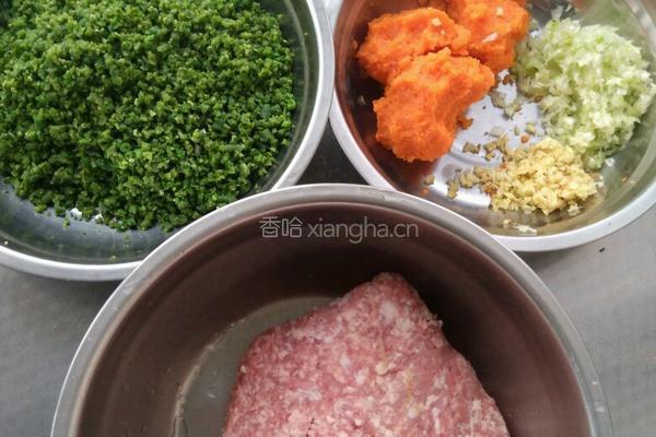 豇豆猪肉胡萝卜馅饺子的做法图解3