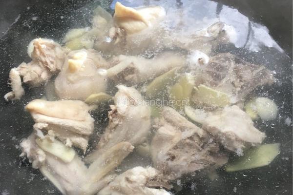 韩式辣鸡汤的做法图解2