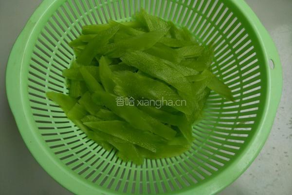莴笋炒肉片的做法图解3