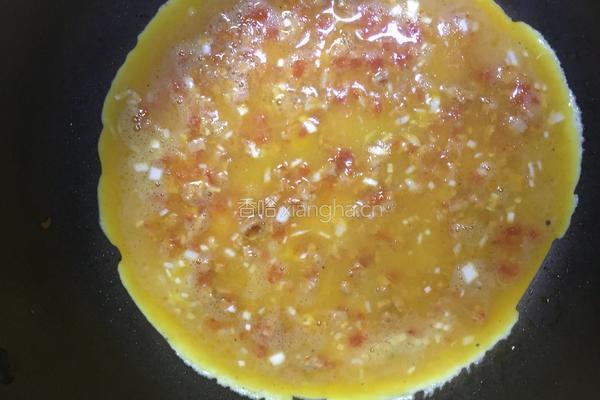 西红柿火腿厚蛋卷的做法图解3