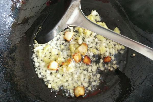 酸豆角炒肉末的做法图解6