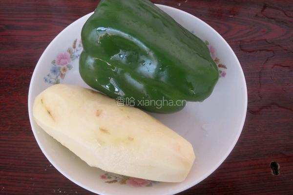 青椒土豆丝的做法图解1
