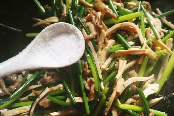 香干肉丝炒韭菜花的做法图解12