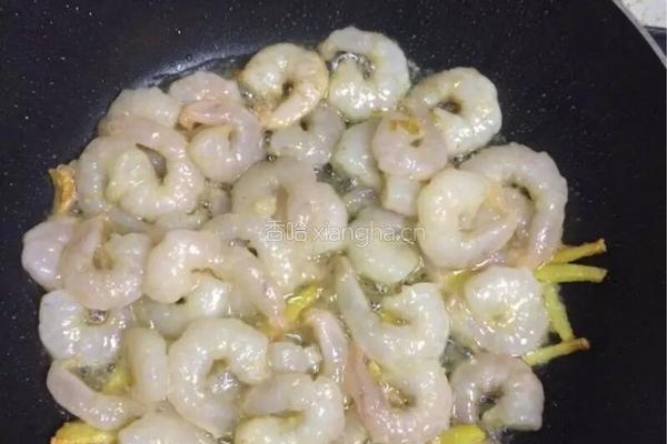 腰果黄瓜虾仁的做法图解4