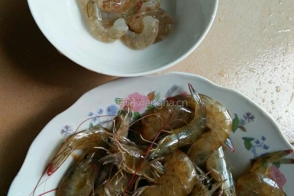 虾仁蒸豆腐的做法图解2