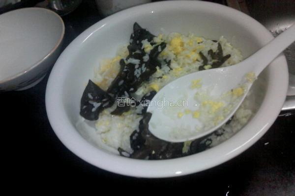 熟木耳朵蛋炒饭的做法图解10
