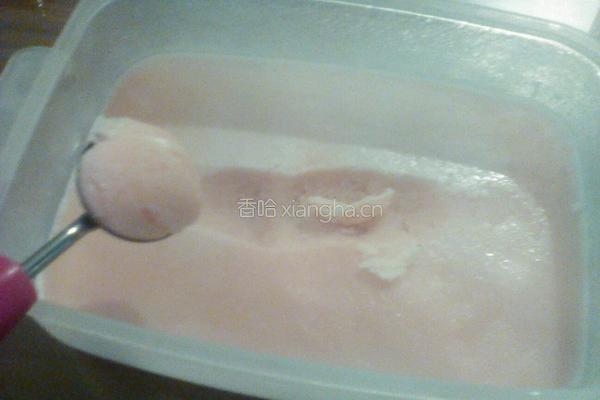 草莓冰淇淋的做法图解15
